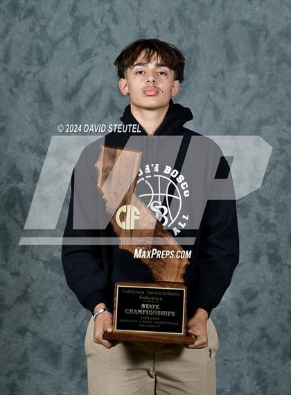 Thumbnail 3 in St. John Bosco (CIF State D1 Awards) photogallery.