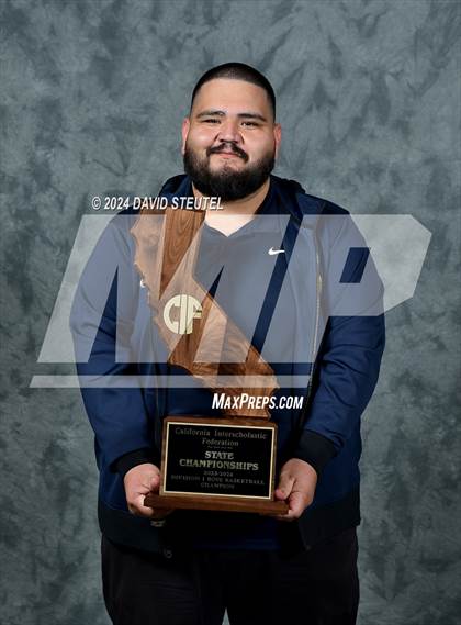 Thumbnail 1 in St. John Bosco (CIF State D1 Awards) photogallery.