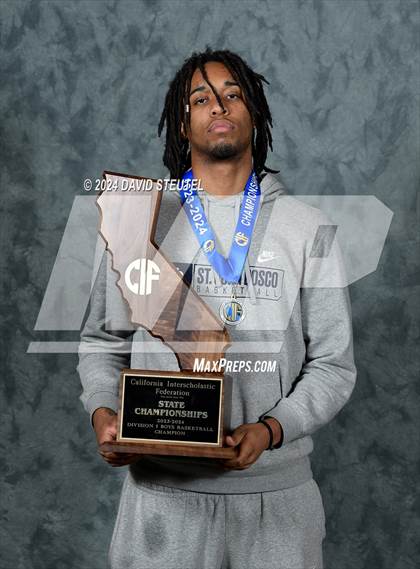 Thumbnail 1 in St. John Bosco (CIF State D1 Awards) photogallery.
