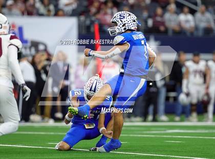 Thumbnail 1 in Stamford vs. Ganado (UIL 2A Division I Football Final) photogallery.