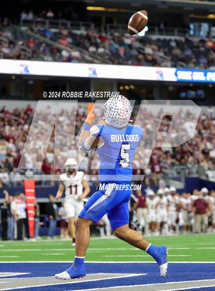 Thumbnail 3 in Stamford vs. Ganado (UIL 2A Division I Football Final) photogallery.
