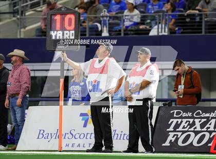 Thumbnail 2 in Stamford vs. Ganado (UIL 2A Division I Football Final) photogallery.