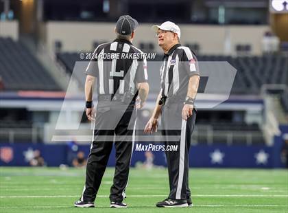 Thumbnail 3 in Stamford vs. Ganado (UIL 2A Division I Football Final) photogallery.