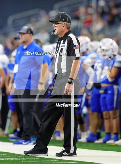 Thumbnail 3 in Stamford vs. Ganado (UIL 2A Division I Football Final) photogallery.