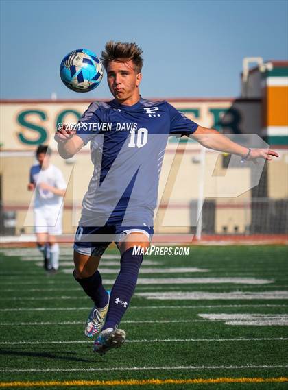 Thumbnail 3 in Queen Creek vs. Pinnacle (Coyote Classic Soccer Tournament) photogallery.