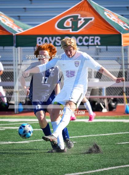 Thumbnail 2 in Queen Creek vs. Pinnacle (Coyote Classic Soccer Tournament) photogallery.