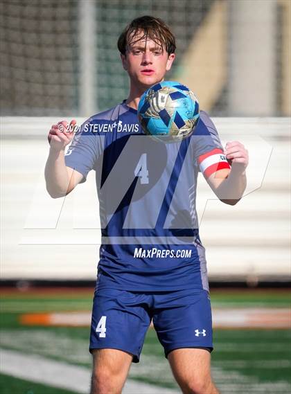 Thumbnail 1 in Queen Creek vs. Pinnacle (Coyote Classic Soccer Tournament) photogallery.