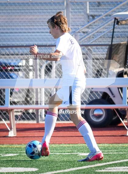 Thumbnail 3 in Queen Creek vs. Pinnacle (Coyote Classic Soccer Tournament) photogallery.