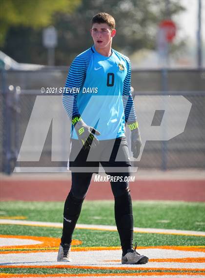 Thumbnail 3 in Queen Creek vs. Pinnacle (Coyote Classic Soccer Tournament) photogallery.