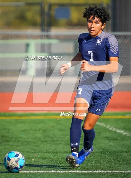 Thumbnail 3 in Queen Creek vs. Pinnacle (Coyote Classic Soccer Tournament) photogallery.