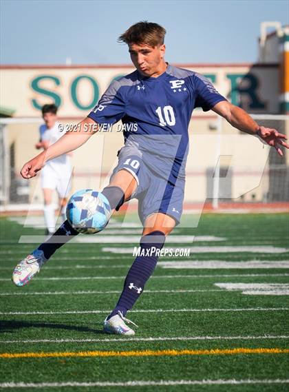 Thumbnail 1 in Queen Creek vs. Pinnacle (Coyote Classic Soccer Tournament) photogallery.