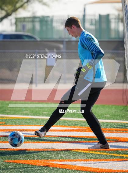Thumbnail 1 in Queen Creek vs. Pinnacle (Coyote Classic Soccer Tournament) photogallery.