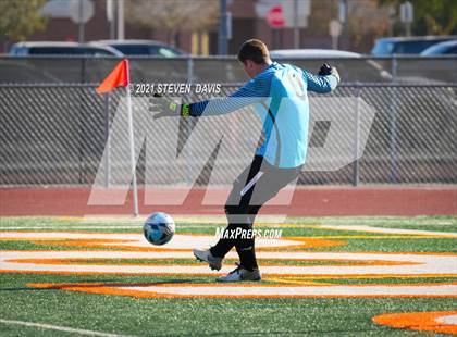 Thumbnail 1 in Queen Creek vs. Pinnacle (Coyote Classic Soccer Tournament) photogallery.