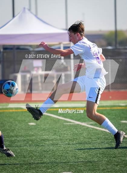 Thumbnail 1 in Queen Creek vs. Pinnacle (Coyote Classic Soccer Tournament) photogallery.