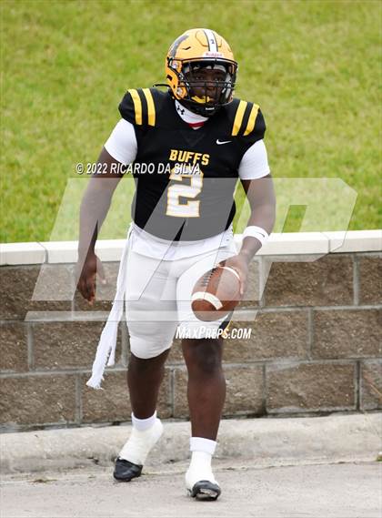 Thumbnail 3 in Fort Bend Marshall vs Lake Creek (UIL 5A Region III Regional Playoff) photogallery.