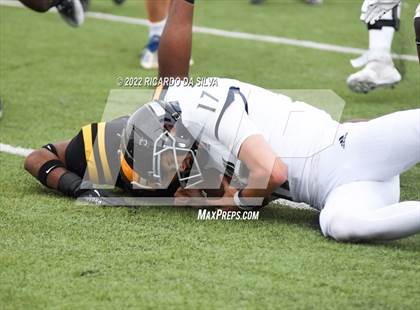 Thumbnail 1 in Fort Bend Marshall vs Lake Creek (UIL 5A Region III Regional Playoff) photogallery.