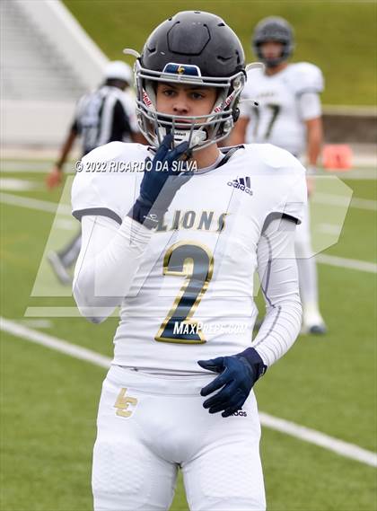 Thumbnail 3 in Fort Bend Marshall vs Lake Creek (UIL 5A Region III Regional Playoff) photogallery.