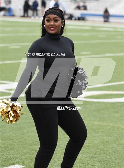 Thumbnail 1 in Fort Bend Marshall vs Lake Creek (UIL 5A Region III Regional Playoff) photogallery.