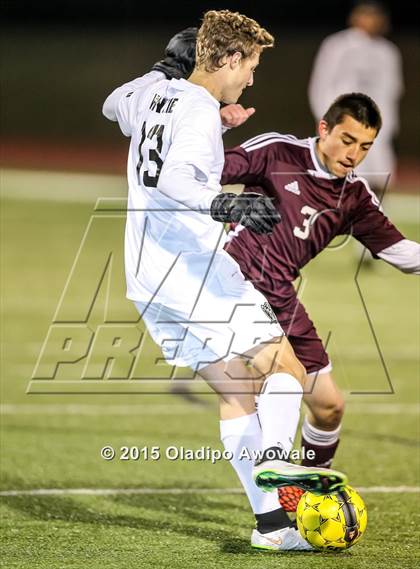 Thumbnail 2 in Wylie vs Sherman photogallery.