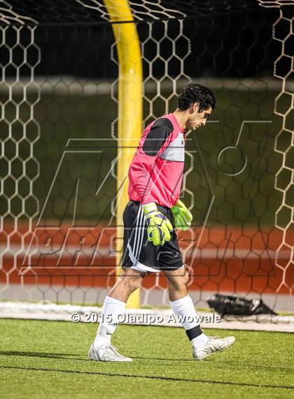 Thumbnail 2 in Wylie vs Sherman photogallery.