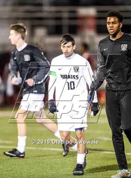 Thumbnail 2 in Wylie vs Sherman photogallery.