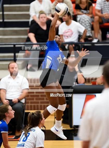 Thumbnail 1 in Weatherford @ Aledo photogallery.