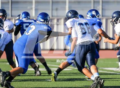 Thumbnail 3 in Crescenta Valley @ Burbank photogallery.