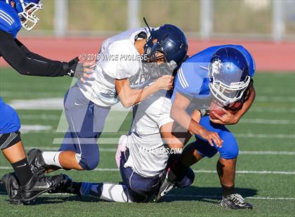 Thumbnail 1 in Crescenta Valley @ Burbank photogallery.
