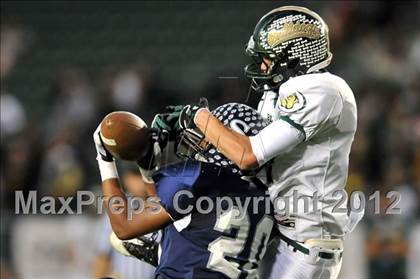Thumbnail 2 in Le Grand vs. Sierra Canyon (CIF State Small Schools Final) photogallery.