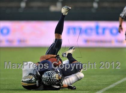 Thumbnail 2 in Le Grand vs. Sierra Canyon (CIF State Small Schools Final) photogallery.