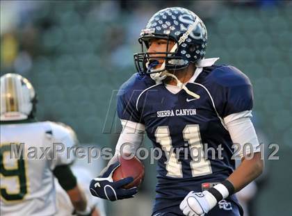Thumbnail 3 in Le Grand vs. Sierra Canyon (CIF State Small Schools Final) photogallery.