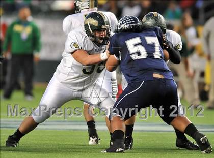 Thumbnail 3 in Le Grand vs. Sierra Canyon (CIF State Small Schools Final) photogallery.