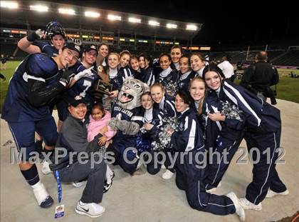 Thumbnail 2 in Le Grand vs. Sierra Canyon (CIF State Small Schools Final) photogallery.