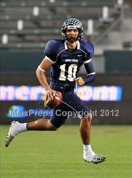 Thumbnail 1 in Le Grand vs. Sierra Canyon (CIF State Small Schools Final) photogallery.