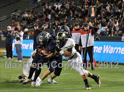 Thumbnail 1 in Le Grand vs. Sierra Canyon (CIF State Small Schools Final) photogallery.