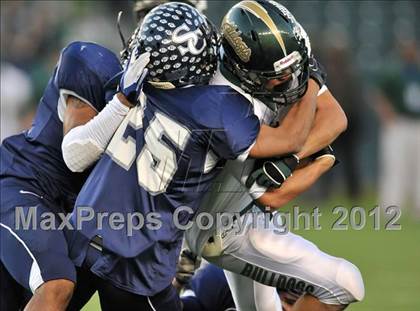 Thumbnail 2 in Le Grand vs. Sierra Canyon (CIF State Small Schools Final) photogallery.