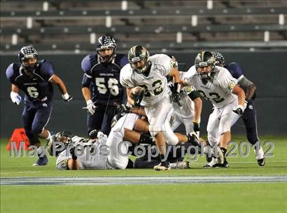Thumbnail 3 in Le Grand vs. Sierra Canyon (CIF State Small Schools Final) photogallery.