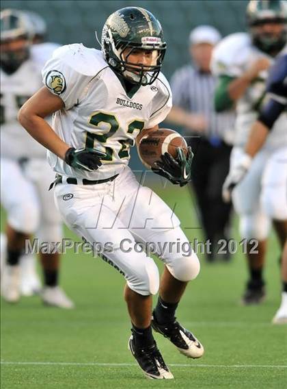 Thumbnail 1 in Le Grand vs. Sierra Canyon (CIF State Small Schools Final) photogallery.