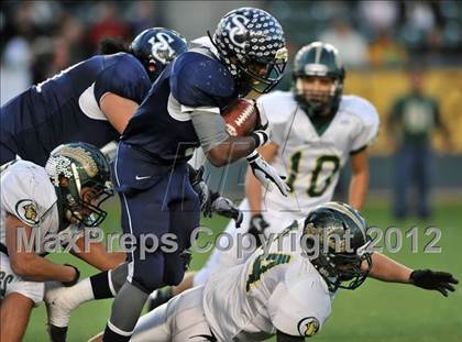 Thumbnail 2 in Le Grand vs. Sierra Canyon (CIF State Small Schools Final) photogallery.