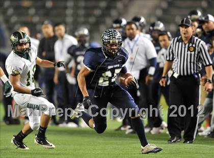 Thumbnail 1 in Le Grand vs. Sierra Canyon (CIF State Small Schools Final) photogallery.