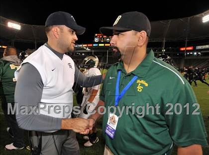Thumbnail 2 in Le Grand vs. Sierra Canyon (CIF State Small Schools Final) photogallery.