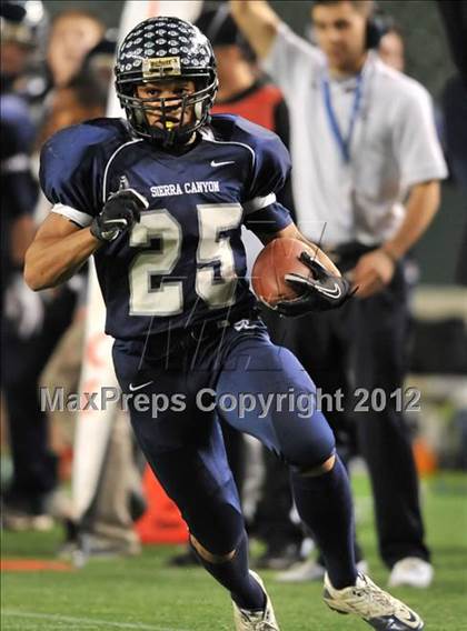 Thumbnail 1 in Le Grand vs. Sierra Canyon (CIF State Small Schools Final) photogallery.