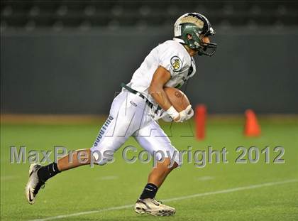 Thumbnail 1 in Le Grand vs. Sierra Canyon (CIF State Small Schools Final) photogallery.