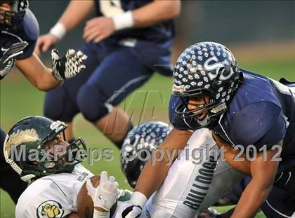 Thumbnail 3 in Le Grand vs. Sierra Canyon (CIF State Small Schools Final) photogallery.