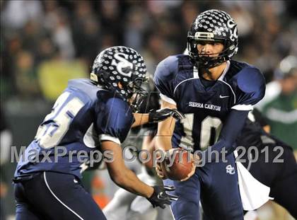 Thumbnail 1 in Le Grand vs. Sierra Canyon (CIF State Small Schools Final) photogallery.