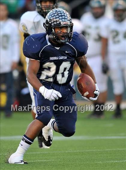 Thumbnail 2 in Le Grand vs. Sierra Canyon (CIF State Small Schools Final) photogallery.