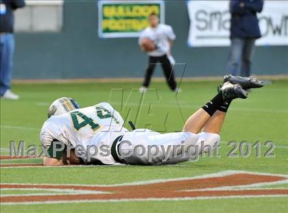 Thumbnail 1 in Le Grand vs. Sierra Canyon (CIF State Small Schools Final) photogallery.