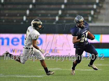 Thumbnail 1 in Le Grand vs. Sierra Canyon (CIF State Small Schools Final) photogallery.
