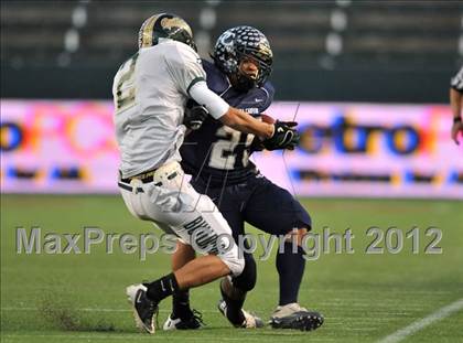 Thumbnail 3 in Le Grand vs. Sierra Canyon (CIF State Small Schools Final) photogallery.