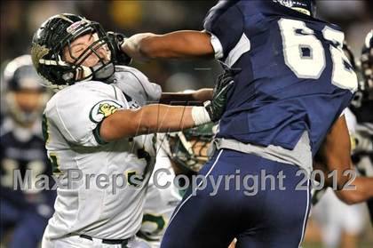 Thumbnail 1 in Le Grand vs. Sierra Canyon (CIF State Small Schools Final) photogallery.